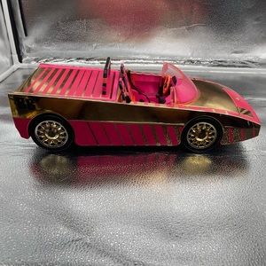 LOL Surprise Car-Pool Coup and exclusive doll!